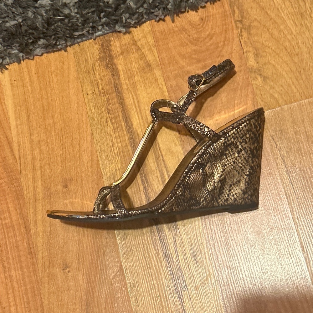 Wedges - Picture 4 of 4
